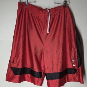 Nike Air Jordan Cincinnati Bearcats Shorts Large Red Team Appearal Basketball